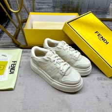 Fendi Low Shoes